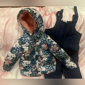 Carters snow suit 4T*